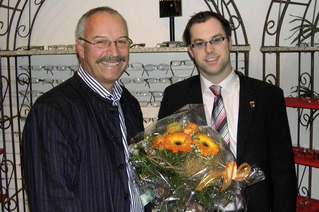 MIT BLUMEN