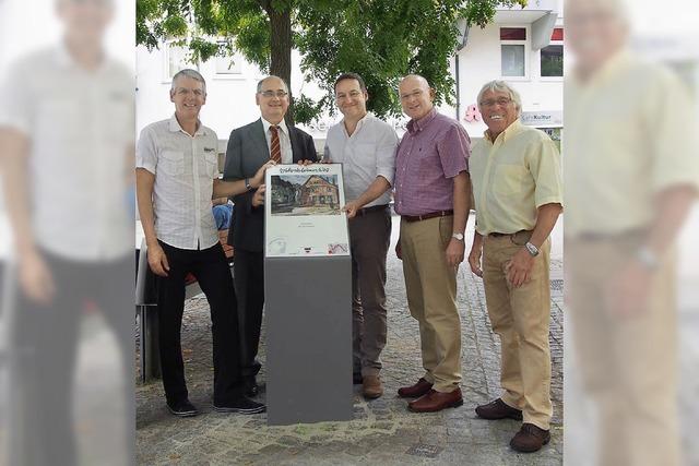 Eine Stele als Spende