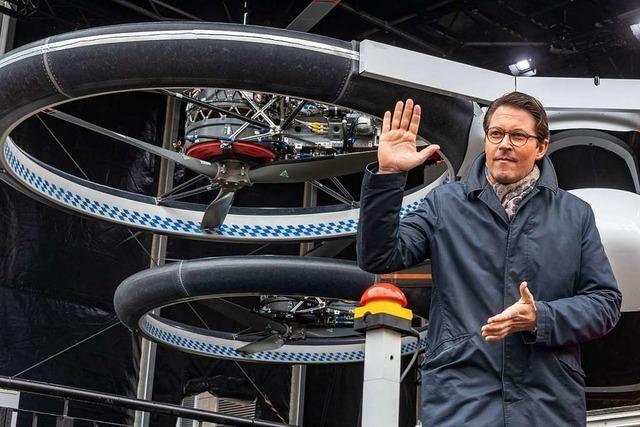 Verkehrsminister Andreas Scheuer findet Flugtaxis 