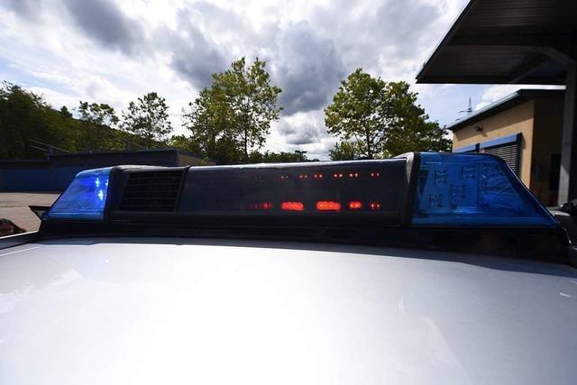 Frau strzt beim Rauchen vom Balkon fnf Meter in die Tiefe