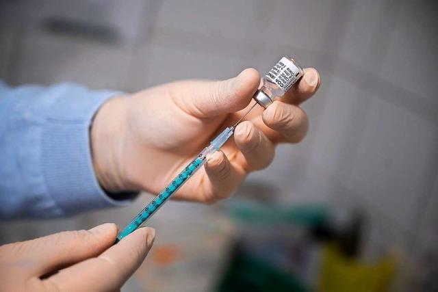 Hausrzte im Kreis Lrrach kritisieren die Aufhebung der Impfpriorisierung