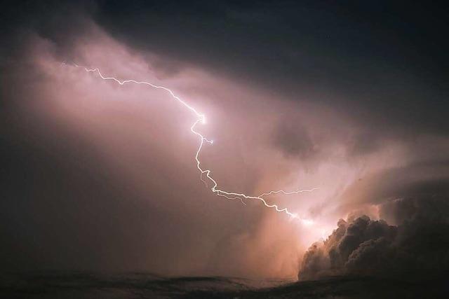Gewitter bremst Breisgau-S-Bahn bei Freiburg aus