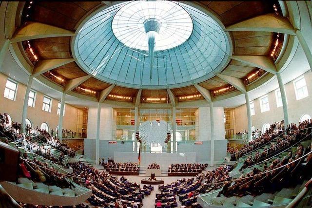 Pandemie-Notlage in Deutschland verlngert – Kritik an Spahn