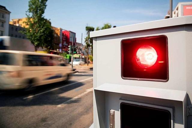 Blitzer sollen dem Landkreis Lrrach 1,9 Millionen Euro bringen