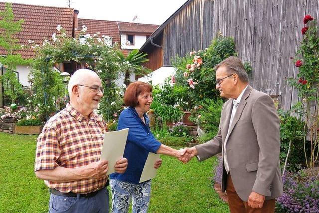 Emmendinger Wetterbeobachter erhalten Verdienstmedaille der Bundesrepublik