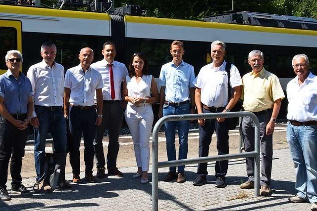 Bahn diskutiert mit Gundelfinger Verein Atokk ber Lrmschutz