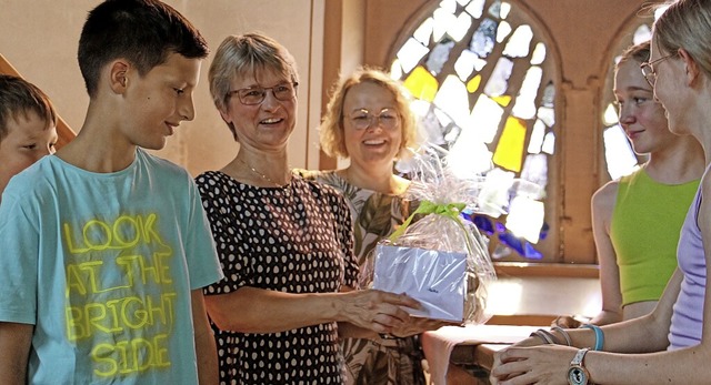 Herzlich verabschiedet wurde Heike Har...tag nach dem Gottesdienst in Endingen. | Foto: Ruth Seitz Herzlich verabschiedet wurde Heike Har...tag nach dem Gottesdienst in Endingen. | Foto: Ruth Seitz