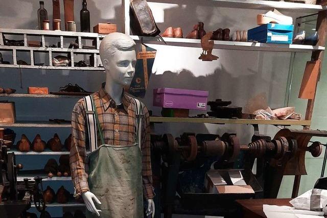 Eine Ausstellung ist den Schuhmachern von Friesenheim auf der Spur