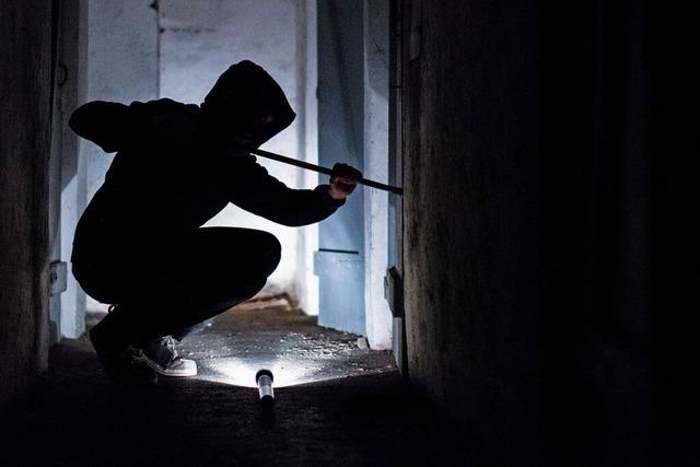 Zwlf Kellerabteile in Maulburg aufgebrochen