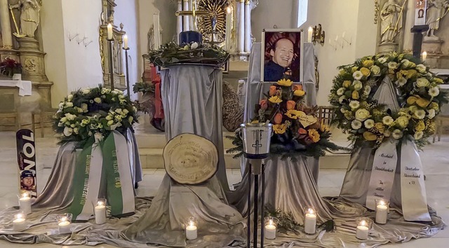 In Hinterzartens Pfarrkirche fand die ...-Bundestrainer Wolfgang Steiert statt. | Foto: Joachim Hahne In Hinterzartens Pfarrkirche fand die ...-Bundestrainer Wolfgang Steiert statt. | Foto: Joachim Hahne