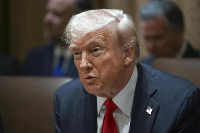 Trump droht Moskau mit Sanktionen und fordert Verhandlungen