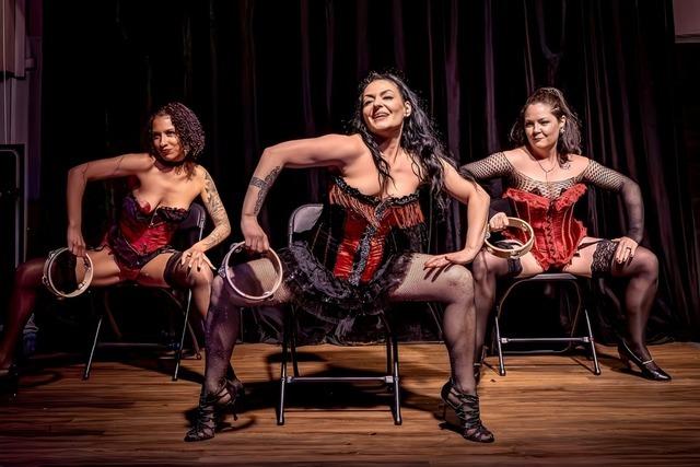 Zwischen Erotik und Satire: Die "Cirque de Burlesque"-Show in der Freiburger Cocktailbar Frederics