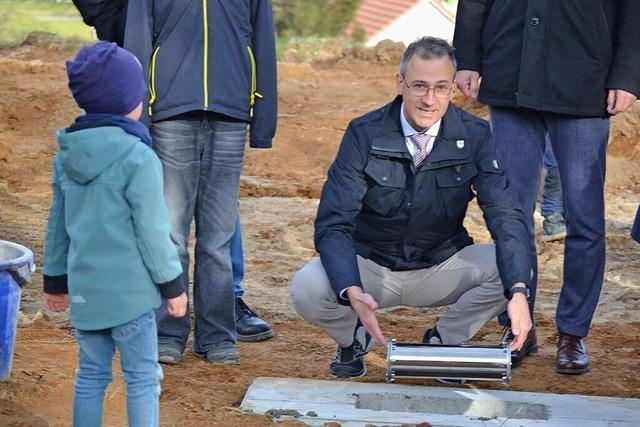 Tschss Wespennest, hallo Fuchsbau: Grundstein fr neuen Kindergarten in Herrischried gelegt