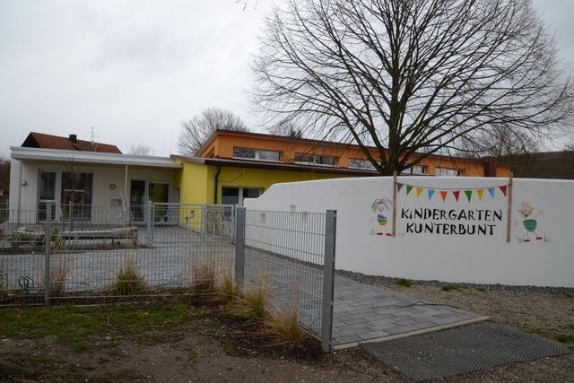 Betroffene Eltern machen ihrem rger ber fehlende Kita-Pltze im 3-Bereich in Sasbach Luft