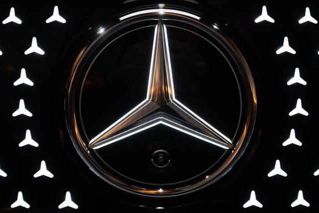Gewinn von Mercedes-Benz sackt zu Jahresbeginn um mehr als 40 Prozent ab