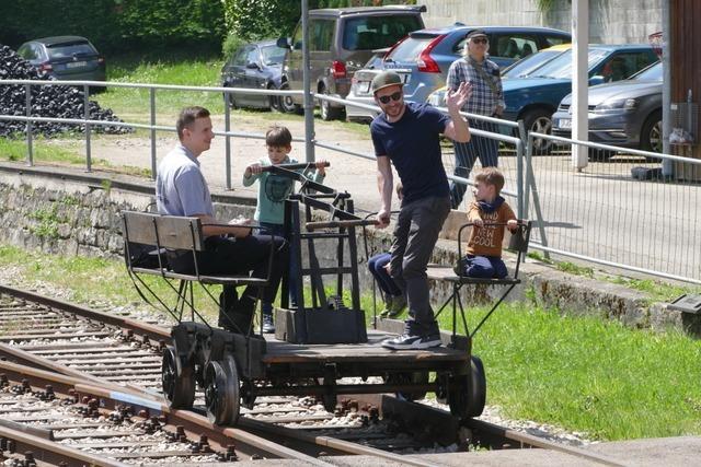 Zum 130-jhrigen Bestehen hat die Kandertalbahn ein Programm fr die ganze Familie geboten