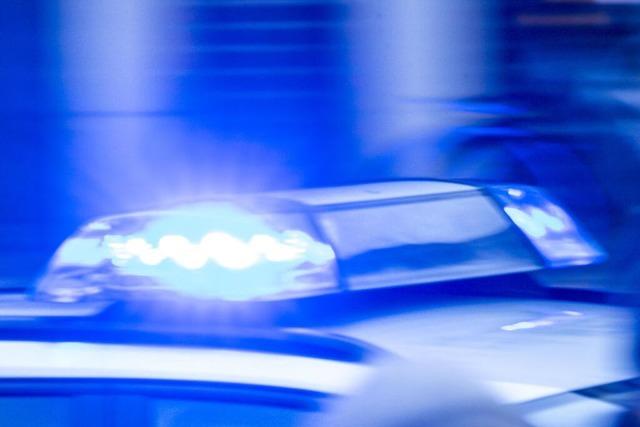 Streit whrend einer Hochzeitsfeier eskaliert bei Ludwigsburg - 20 Streifen im Einsatz