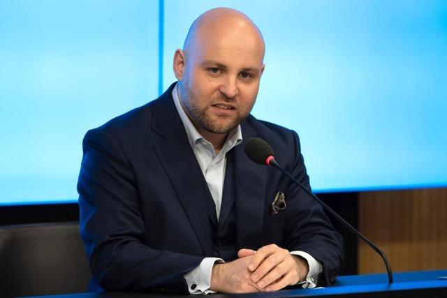 AfD will mit  Spitzenkandidat Frohnmaier die Wahl gewinnen