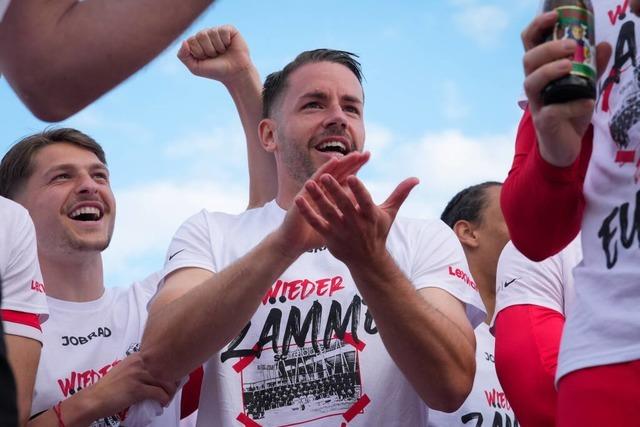 Fotos: SC Freiburg feiert Saisonabschluss mit seinen Fans