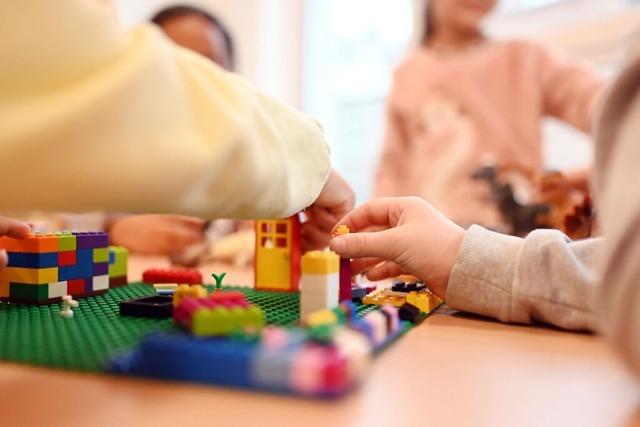 Wie knnen Kita-Gebhren sozialer werden? Endingen im Spagat zwischen leerer Kasse, Kosten und Familienhilfe