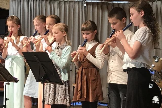 Die Musikschule Grwihl zeigt sich bei ihrem Jahreskonzert farbenfroh