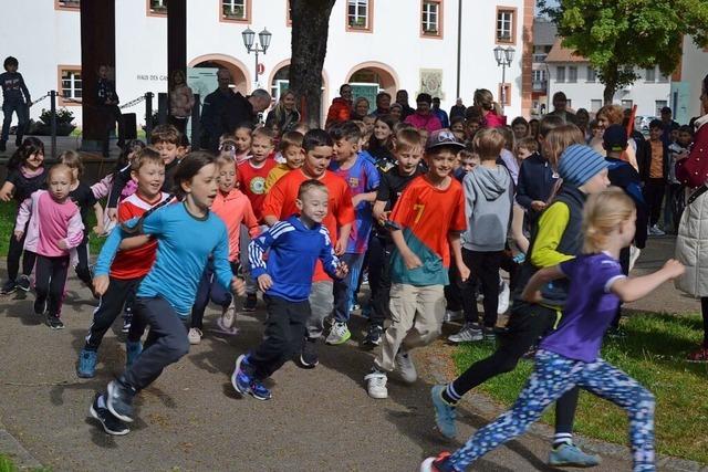 Schler geben in St. Blasien fr einen guten Zweck alles