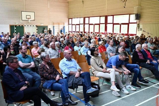 Die Planung des Glasfaserausbaus  in Inzlingen wird konkreter - gut besuchte Infoveranstaltung