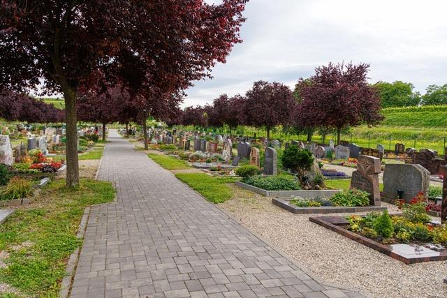 Eichstetten plant 16 neue Urnengrber auf dem Friedhof