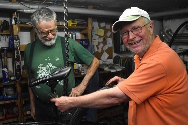 Erst Pfarrer, jetzt Fahrradmechaniker: Rainer Janus ist der Neue im Radhiesli in Friesenheim-Schuttern