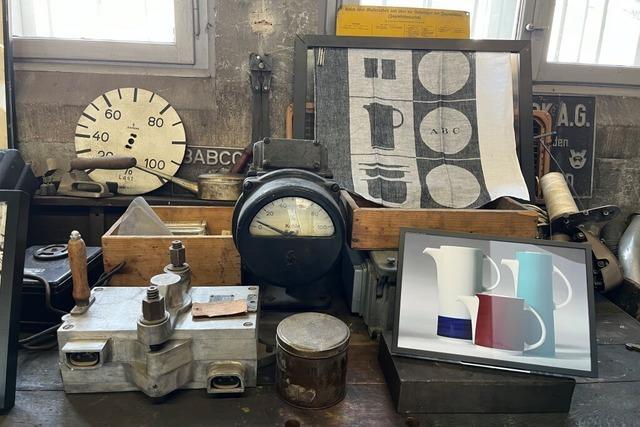 Fhrung durch die Weiler Ausstellung zum Designer Hans Theo Baumann