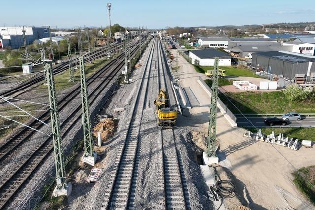Auf der Rheintalbahn hat die DB neue Fernverkehrsgleise verlegt